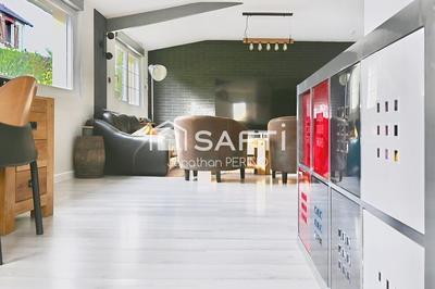 Maison - 156 m² - 6 pièces