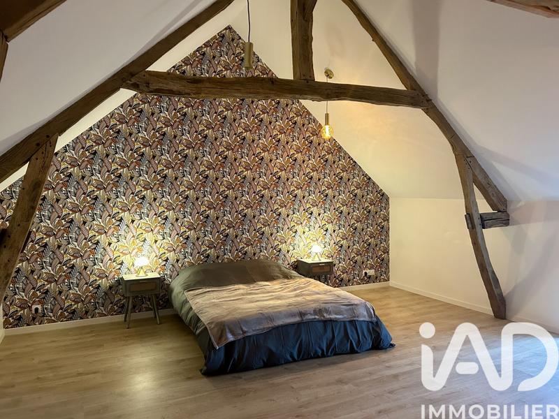 Maison - 206 m² - 8 pièces