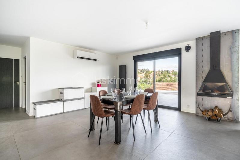 Maison - 180 m² - 6 pièces