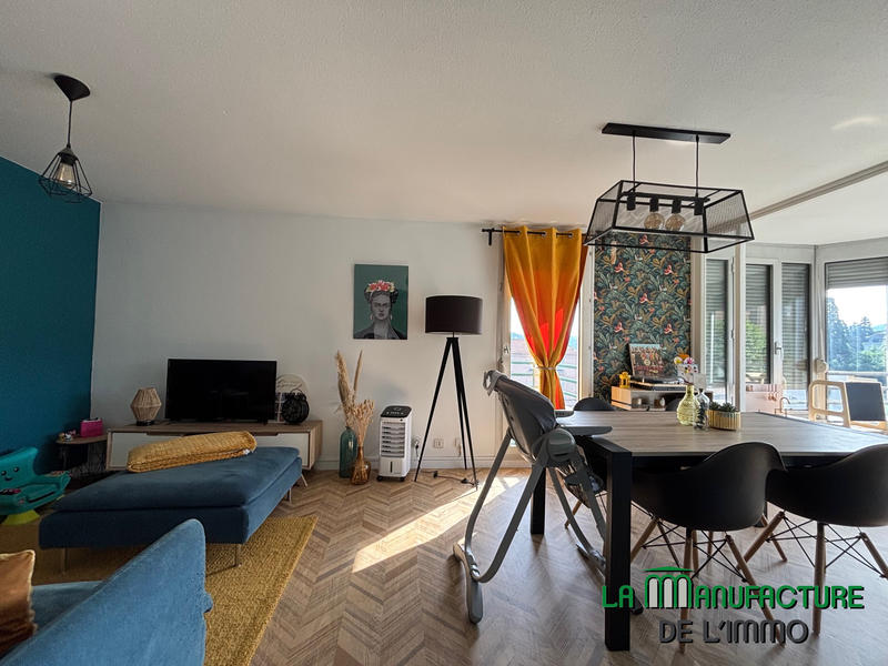 Duplex - 111 m² - 5 pièces