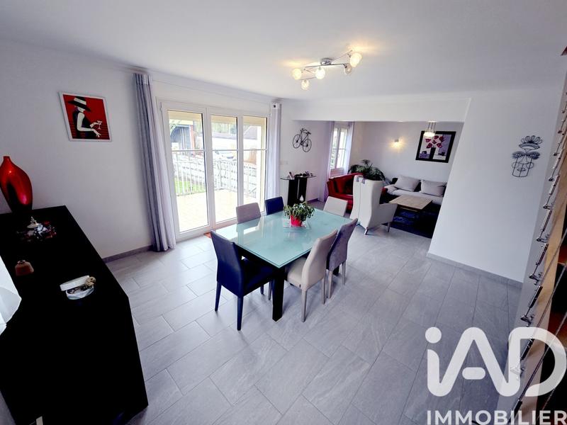 Maison - 115 m² - 6 pièces