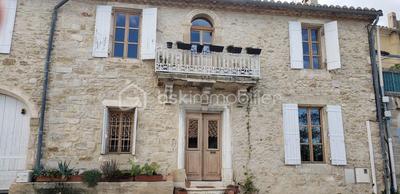 Maison de village - 265 m² - 8 pièces