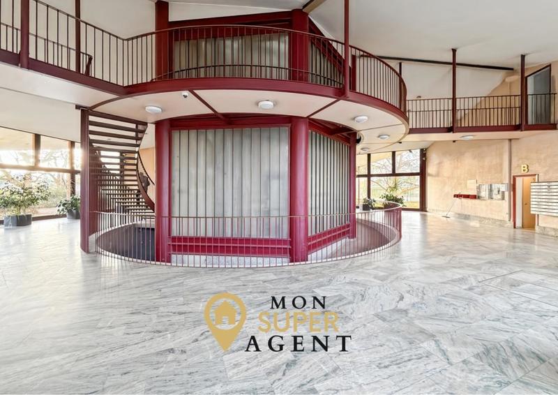 Studio - 35 m² - 2 pièces