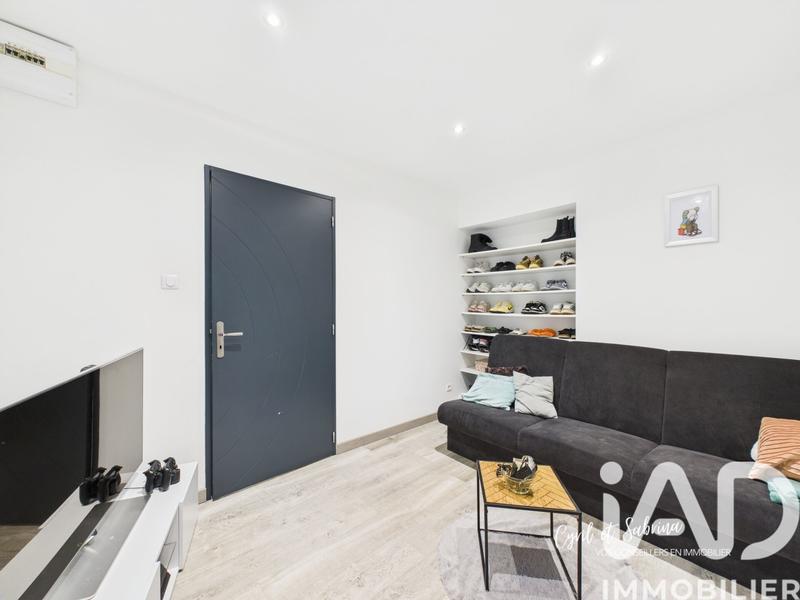 Maison - 253 m² - 10 pièces