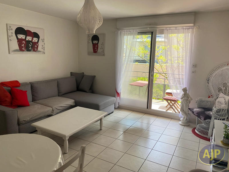 Appartement - 55 m² - 3 pièces