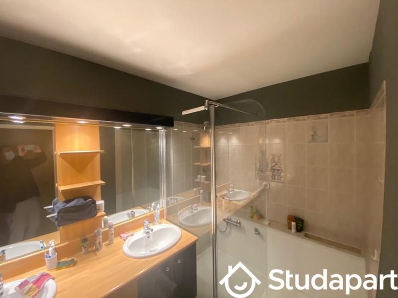 Chambre - 13 m² - 1 pièce