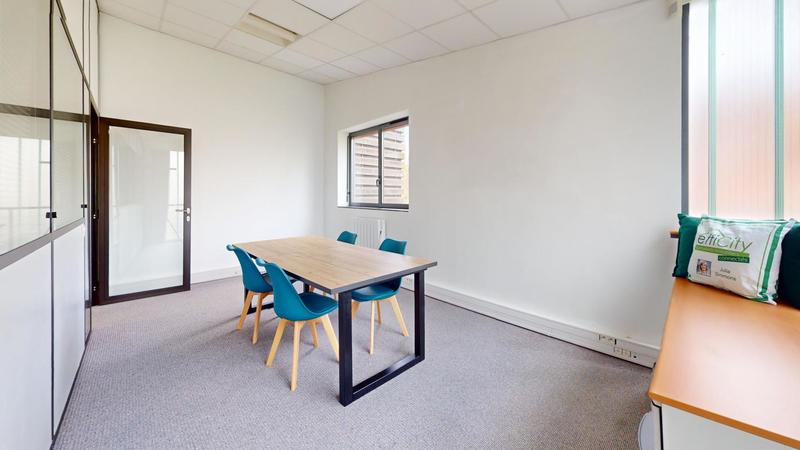 Bureau - 60 m² - 1 pièce