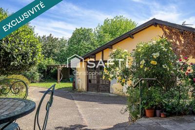 Maison - 225 m² - 6 pièces