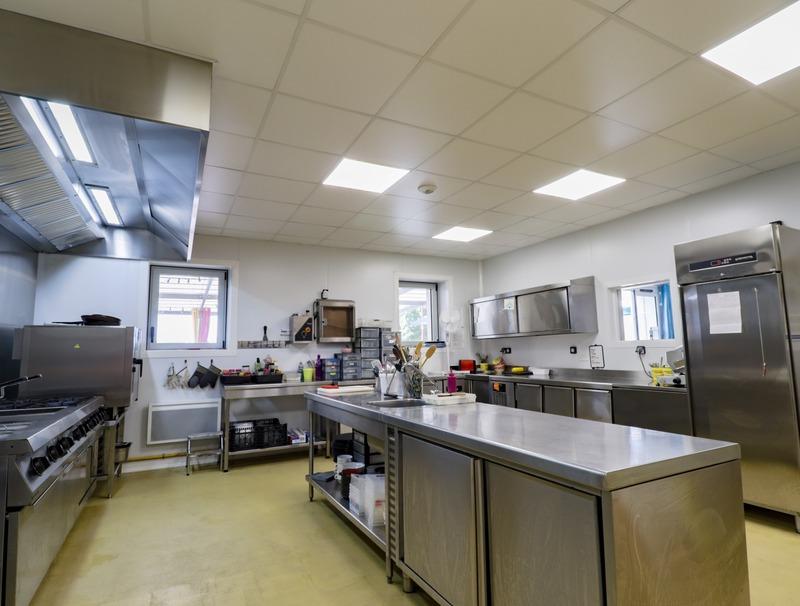 Fonds de commerce - 220 m²