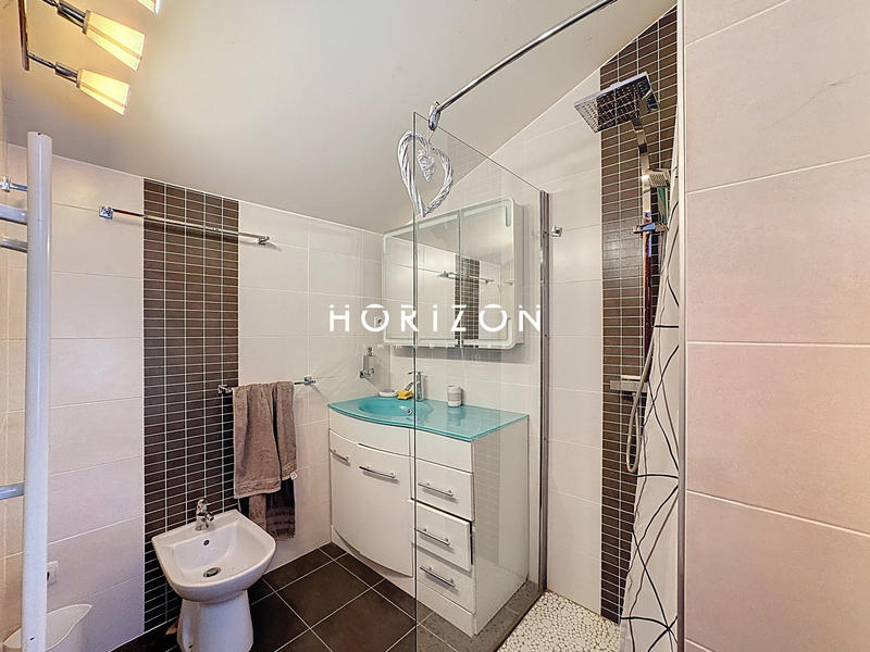 Ferme - 267 m² - 10 pièces