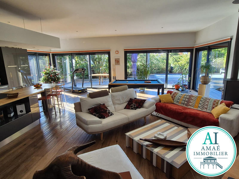 Maison - 154 m² - 5 pièces