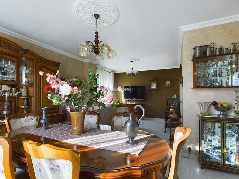 Maison - 100 m² - 5 pièces