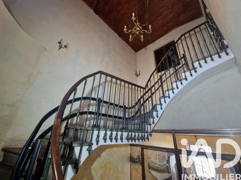 Appartement - 191 m² - 7 pièces