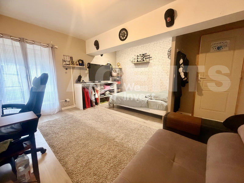 Maison - 159 m² - 7 pièces