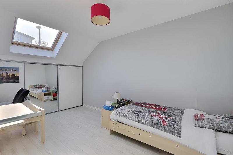 Maison - 122 m² - 5 pièces