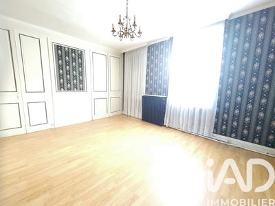 Maison - 140 m² - 7 pièces