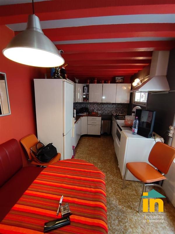 Demeure - 200 m² - 8 pièces