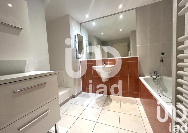 Appartement - 75 m² - 3 pièces