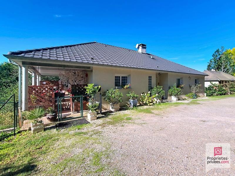 Maison - 202 m² - 7 pièces