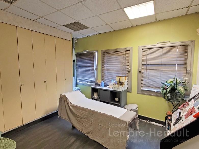 Bureau - 88 m² - 5 pièces