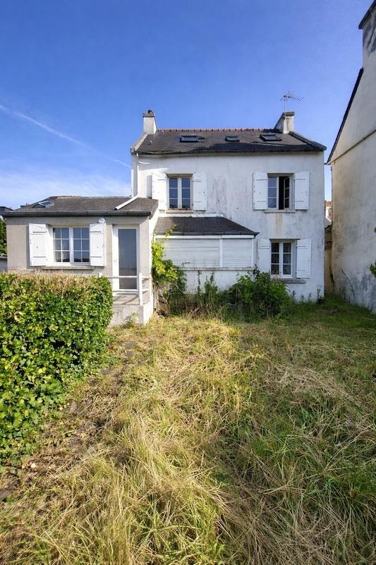 Maison - 92 m² - 9 pièces