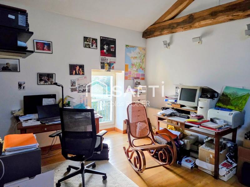 Maison - 190 m² - 5 pièces