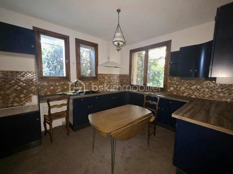 Maison - 100 m² - 5 pièces