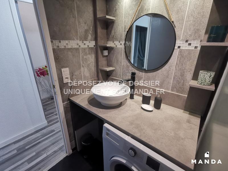 Chambre - 10 m² - 4 pièces