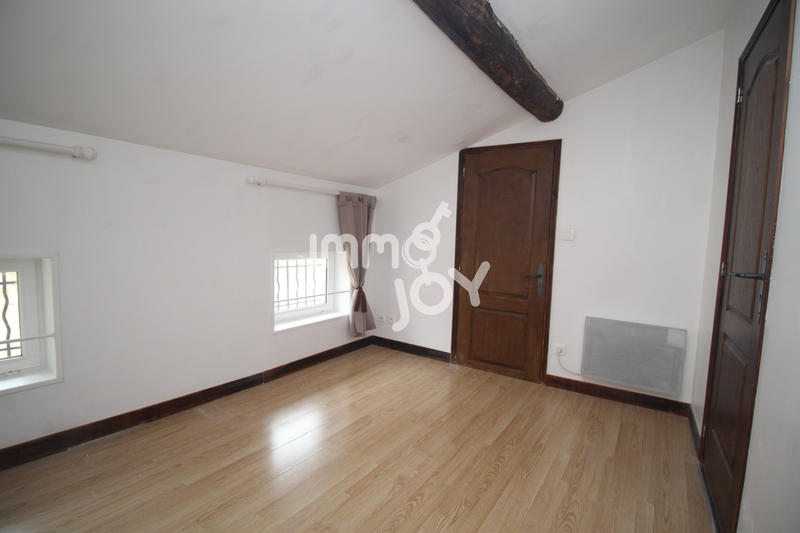 Appartement - 79 m² - 4 pièces