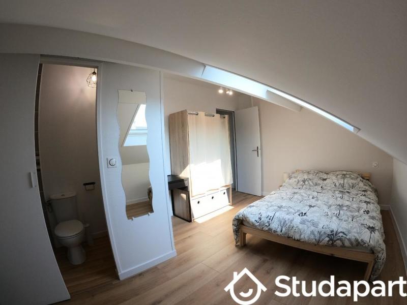 Chambre - 14 m² - 1 pièce