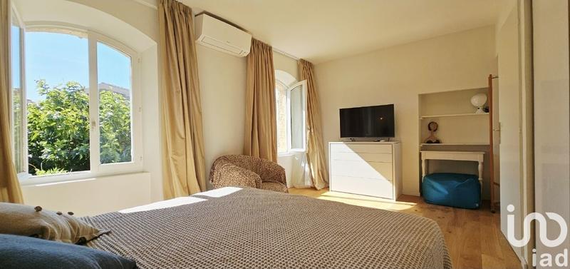 Maison - 280 m² - 5 pièces