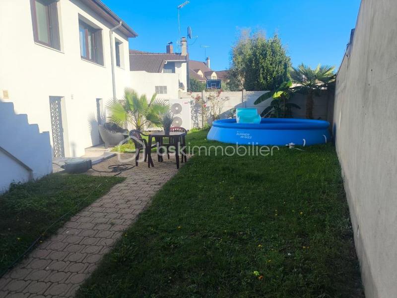 Maison - 167 m² - 6 pièces