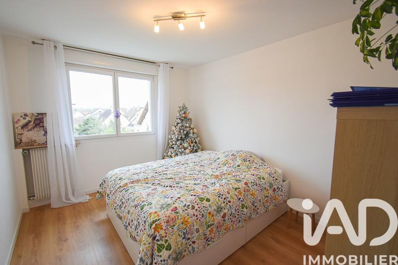 Maison - 180 m² - 8 pièces