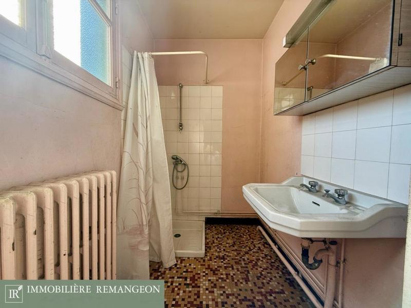 Immeuble - 185 m² - 9 pièces