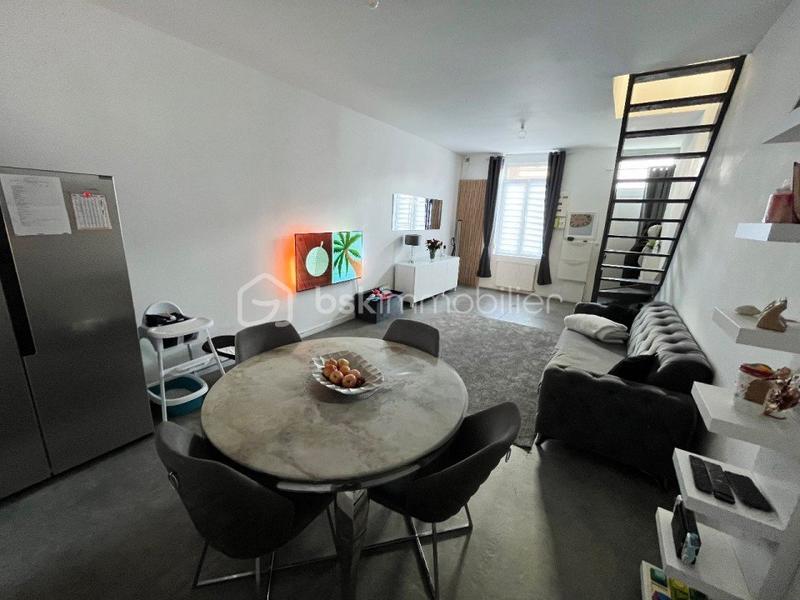 Maison - 95 m² - 5 pièces