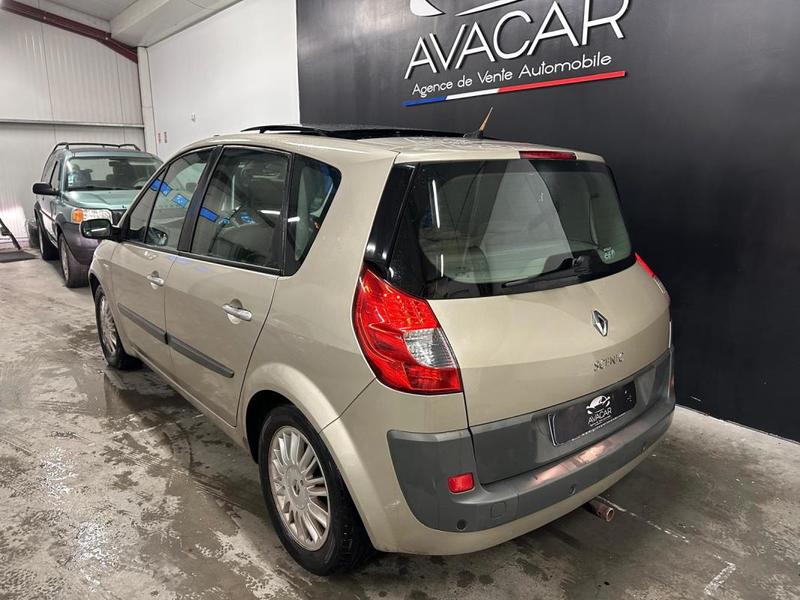 Renault Scénic II 2.0 i 136cv Boîte auto / Toit Ouvrant