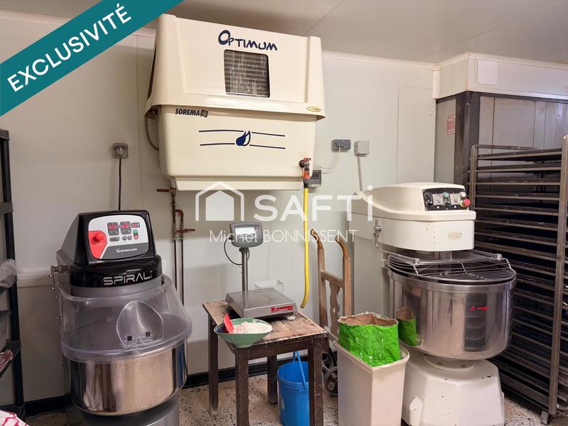 Local commercial - 310 m²