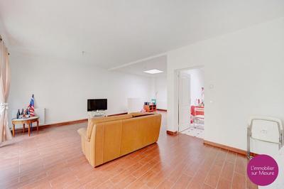 Appartement - 112 m² - 4 pièces