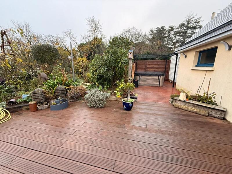 Maison - 192 m² - 9 pièces