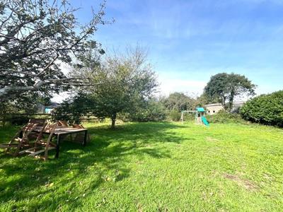 Maison - 150 m² - 9 pièces