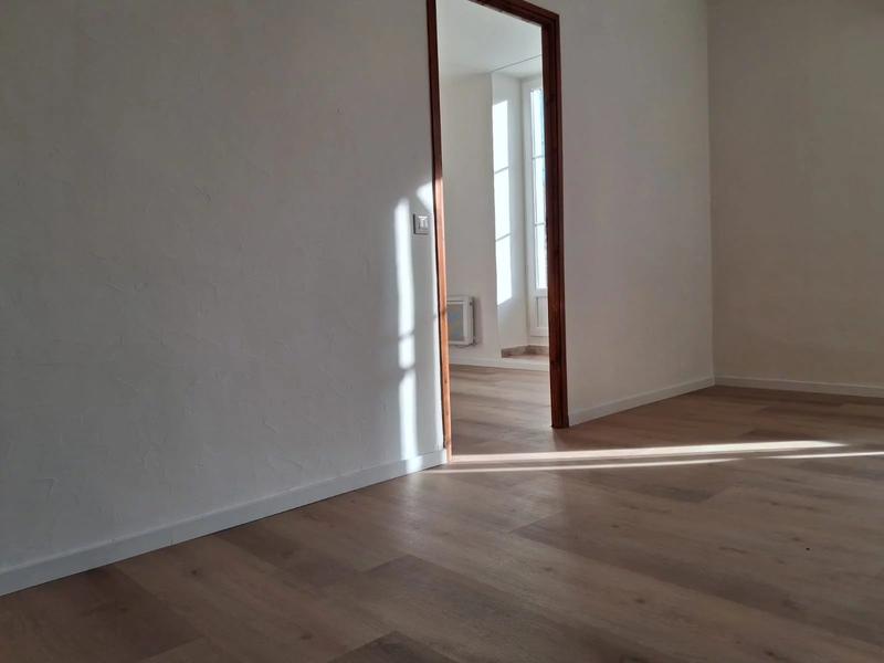 Appartement - 75 m² - 3 pièces