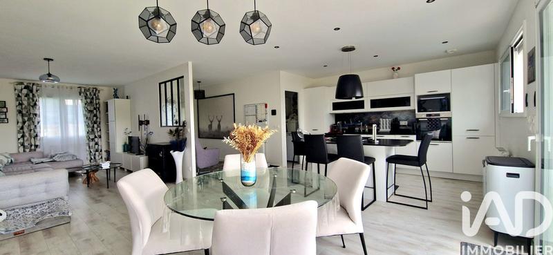 Maison - 130 m² - 5 pièces