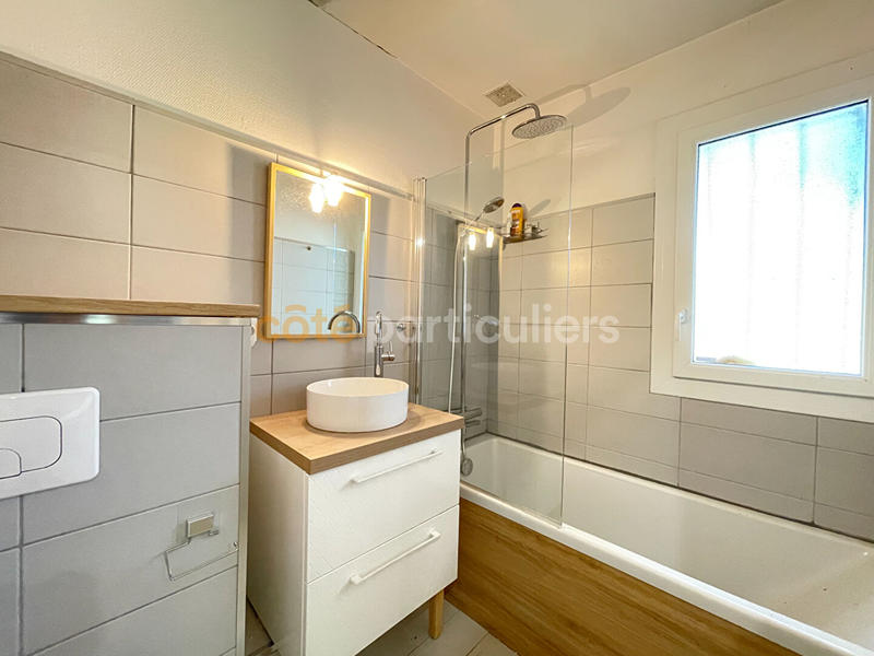 Maison - 121 m² - 5 pièces