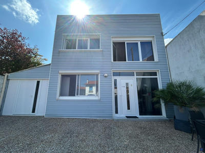 Maison - 180 m² - 5 pièces