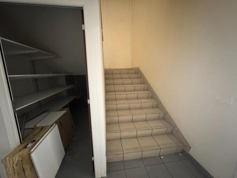 Bureau - 365 m² - 13 pièces