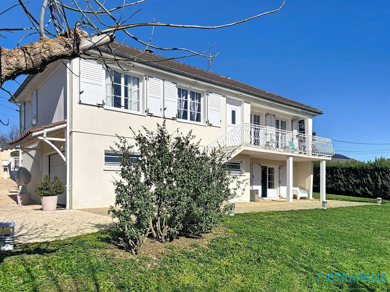 Maison - 85 m² - 5 pièces