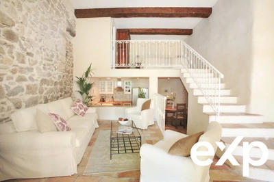 Maison - 615 m² - 16 pièces