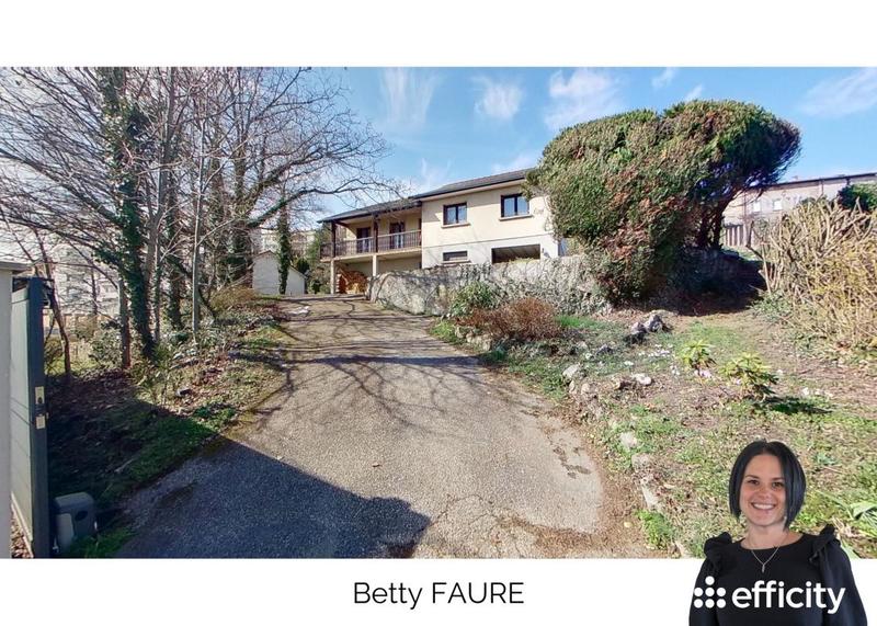 Maison - 90 m² - 4 pièces