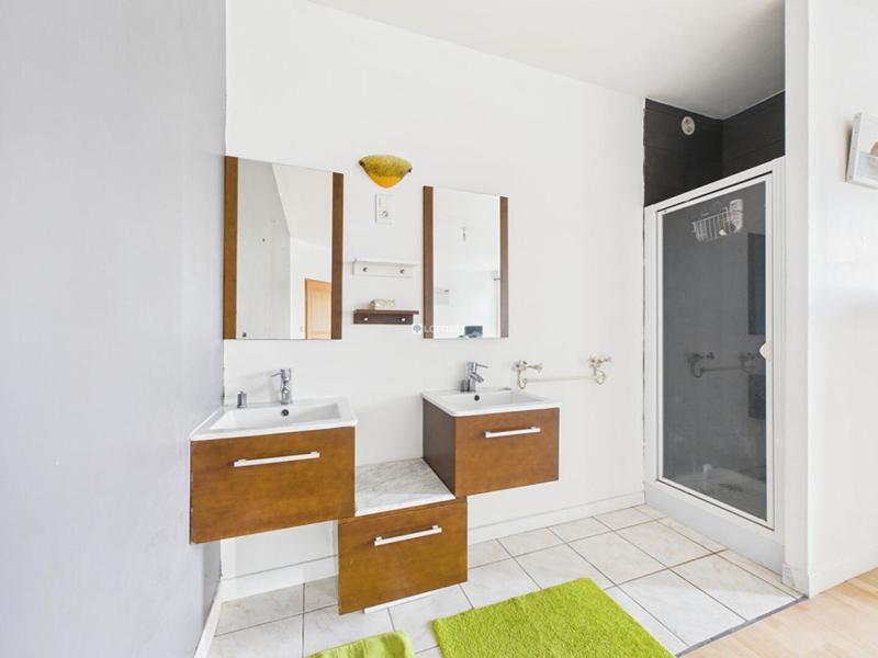 Propriété - 490 m² - 12 pièces