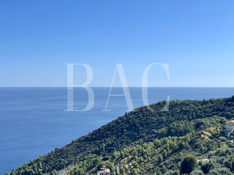 Appartement - 210 m² - 5 pièces